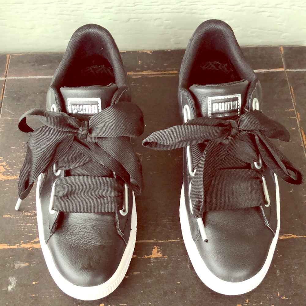 Puma Basket Heart sneakers